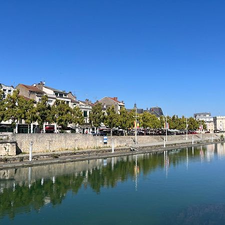 La Cour Du Prince 베르됭쉬르뫼즈 외부 사진