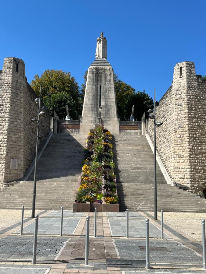 La Cour Du Prince 베르됭쉬르뫼즈 외부 사진